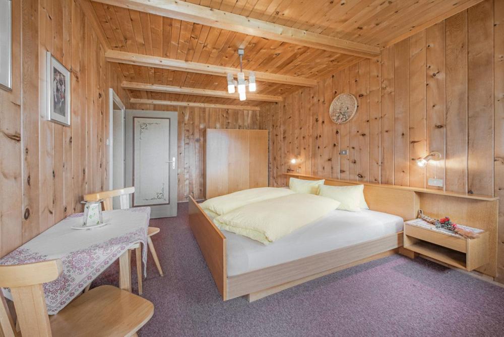 Апартаменты Kradorferhof Санта-Маддалена-ин-Казиес Номер фото