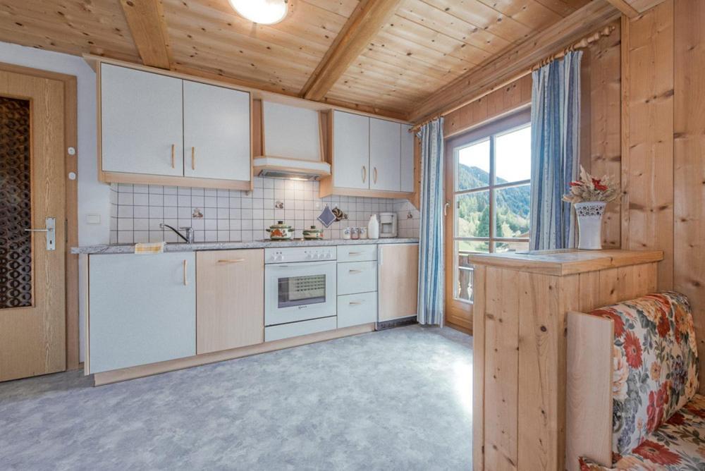 Апартаменты Kradorferhof Санта-Маддалена-ин-Казиес Номер фото